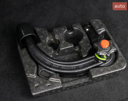 Белый Фольксваген Кадди, объемом двигателя 2 л и пробегом 215 тыс. км за 19800 $, фото 89 на Automoto.ua