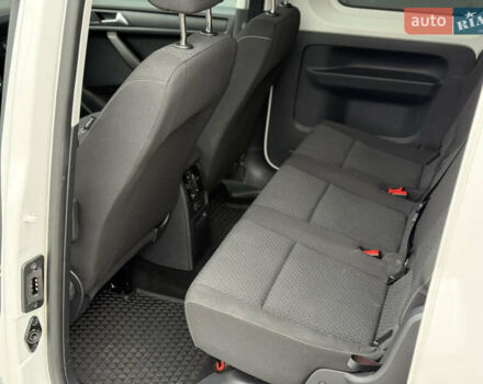 Белый Фольксваген Кадди, объемом двигателя 1.97 л и пробегом 171 тыс. км за 18200 $, фото 31 на Automoto.ua