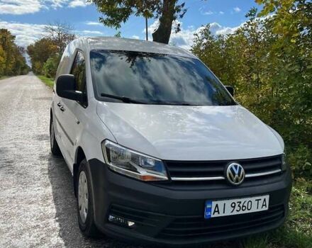 Белый Фольксваген Кадди, объемом двигателя 1.97 л и пробегом 185 тыс. км за 18700 $, фото 2 на Automoto.ua