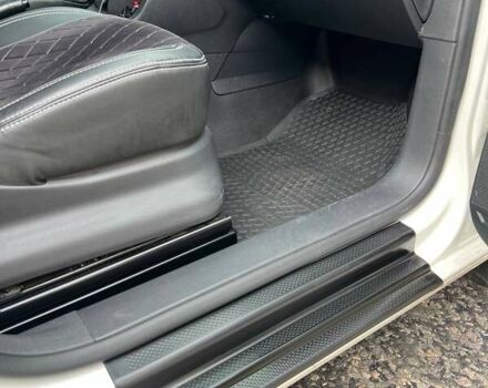 Белый Фольксваген Кадди, объемом двигателя 1.97 л и пробегом 185 тыс. км за 18700 $, фото 44 на Automoto.ua