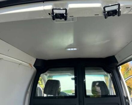 Белый Фольксваген Кадди, объемом двигателя 1.97 л и пробегом 185 тыс. км за 18700 $, фото 62 на Automoto.ua