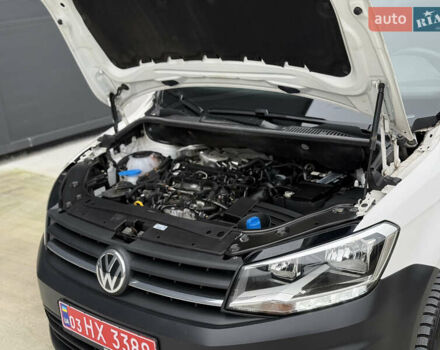 Белый Фольксваген Кадди, объемом двигателя 1.97 л и пробегом 171 тыс. км за 18200 $, фото 46 на Automoto.ua