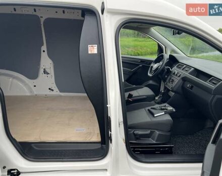 Фольксваген Кадди 2020 в Львове на Automoto.ua Белый Фольксваген Кадди, объемом двигателя 1.4 л и пробегом 60 тыс. км за 13999 $, фото 13 на Automoto.ua