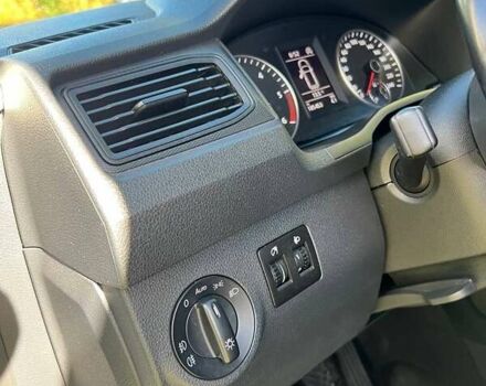 Белый Фольксваген Кадди, объемом двигателя 1.97 л и пробегом 185 тыс. км за 18700 $, фото 34 на Automoto.ua