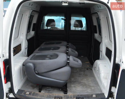 Білий Фольксваген Кадді, об'ємом двигуна 1.97 л та пробігом 221 тис. км за 16700 $, фото 9 на Automoto.ua