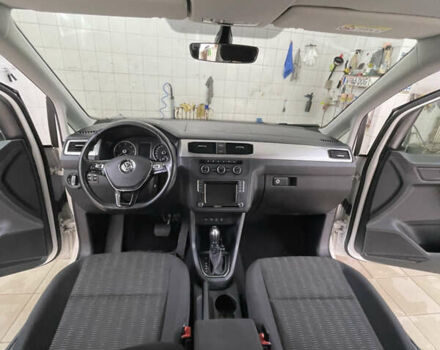 Білий Фольксваген Кадді, об'ємом двигуна 1.97 л та пробігом 210 тис. км за 23700 $, фото 15 на Automoto.ua