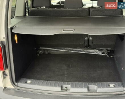 Белый Фольксваген Кадди, объемом двигателя 1.97 л и пробегом 171 тыс. км за 18200 $, фото 40 на Automoto.ua