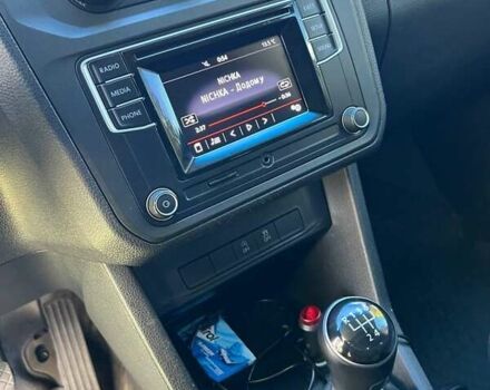 Белый Фольксваген Кадди, объемом двигателя 1.97 л и пробегом 185 тыс. км за 18700 $, фото 35 на Automoto.ua