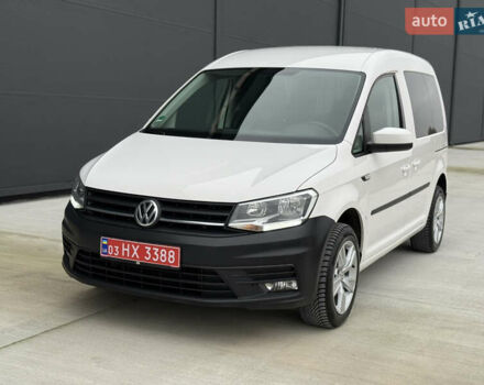 Белый Фольксваген Кадди, объемом двигателя 1.97 л и пробегом 171 тыс. км за 18200 $, фото 1 на Automoto.ua