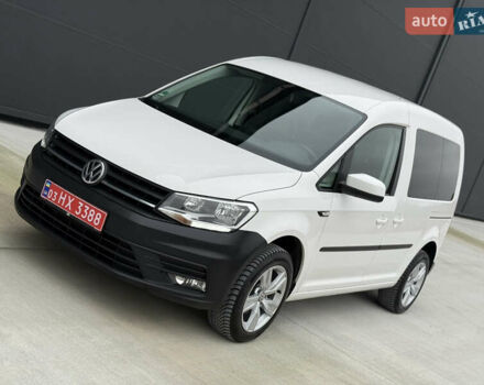 Белый Фольксваген Кадди, объемом двигателя 1.97 л и пробегом 171 тыс. км за 18200 $, фото 5 на Automoto.ua