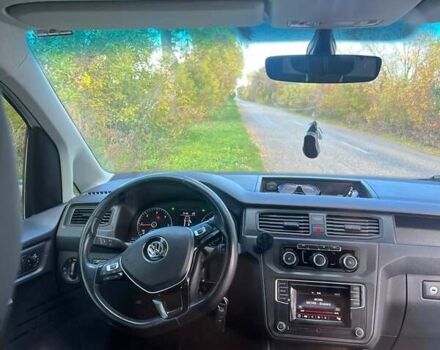 Белый Фольксваген Кадди, объемом двигателя 1.97 л и пробегом 185 тыс. км за 18700 $, фото 42 на Automoto.ua