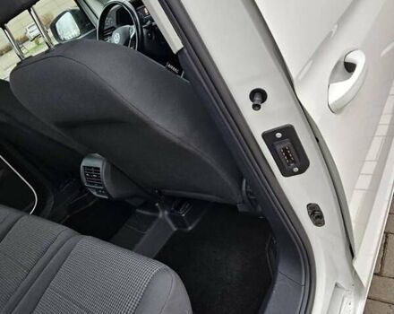 Белый Фольксваген Кадди, объемом двигателя 2 л и пробегом 203 тыс. км за 26300 $, фото 24 на Automoto.ua