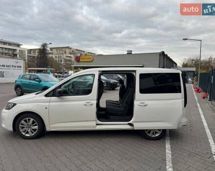 Белый Фольксваген Кадди, объемом двигателя 1.97 л и пробегом 240 тыс. км за 15664 $, фото 3 на Automoto.ua