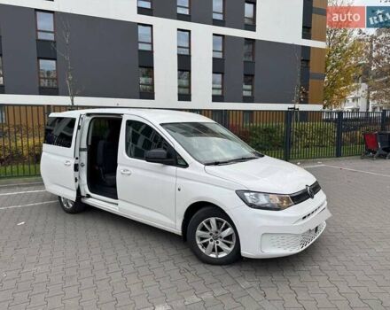 Белый Фольксваген Кадди, объемом двигателя 1.97 л и пробегом 240 тыс. км за 15664 $, фото 2 на Automoto.ua