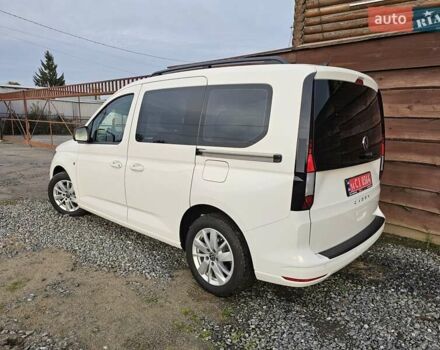 Белый Фольксваген Кадди, объемом двигателя 1.97 л и пробегом 183 тыс. км за 22950 $, фото 3 на Automoto.ua