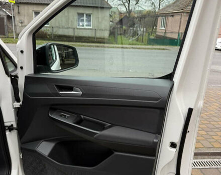 Белый Фольксваген Кадди, объемом двигателя 2 л и пробегом 240 тыс. км за 22500 $, фото 23 на Automoto.ua