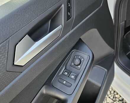 Белый Фольксваген Кадди, объемом двигателя 1.97 л и пробегом 183 тыс. км за 22950 $, фото 24 на Automoto.ua