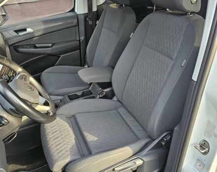 Белый Фольксваген Кадди, объемом двигателя 1.97 л и пробегом 183 тыс. км за 22950 $, фото 26 на Automoto.ua