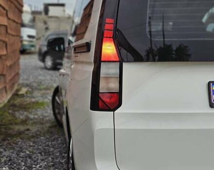 Белый Фольксваген Кадди, объемом двигателя 1.97 л и пробегом 183 тыс. км за 22950 $, фото 6 на Automoto.ua