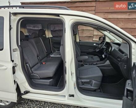 Белый Фольксваген Кадди, объемом двигателя 1.97 л и пробегом 183 тыс. км за 22950 $, фото 46 на Automoto.ua