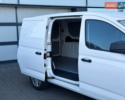 Фольксваген Кадди 2022 в Киеве на Automoto.ua Белый Фольксваген Кадди, объемом двигателя 1.97 л и пробегом 135 тыс. км за 22700 $, фото 4 на Automoto.ua