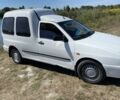 Белый Фольксваген Кадди, объемом двигателя 1.6 л и пробегом 220 тыс. км за 1700 $, фото 1 на Automoto.ua