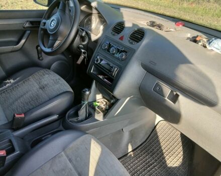Білий Фольксваген Кадді, об'ємом двигуна 1.2 л та пробігом 221 тис. км за 6300 $, фото 4 на Automoto.ua