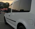 Белый Фольксваген Кадди, объемом двигателя 1.2 л и пробегом 200 тыс. км за 8500 $, фото 1 на Automoto.ua
