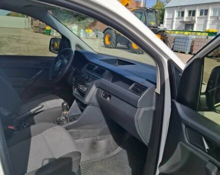 Білий Фольксваген Кадді, об'ємом двигуна 1.6 л та пробігом 295 тис. км за 10000 $, фото 1 на Automoto.ua