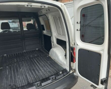 Білий Фольксваген Кадді, об'ємом двигуна 2 л та пробігом 190 тис. км за 274 $, фото 6 на Automoto.ua