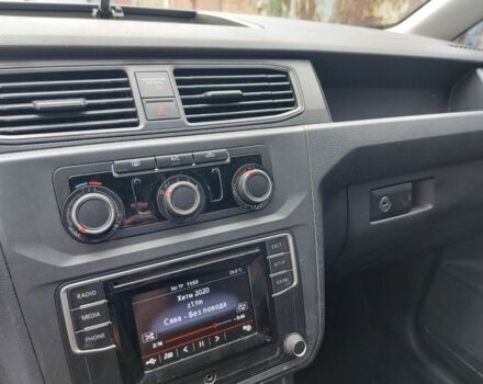 Білий Фольксваген Кадді, об'ємом двигуна 2 л та пробігом 190 тис. км за 274 $, фото 7 на Automoto.ua