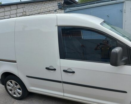 Белый Фольксваген Кадди, объемом двигателя 2 л и пробегом 190 тыс. км за 11200 $, фото 1 на Automoto.ua