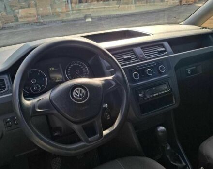 Белый Фольксваген Кадди, объемом двигателя 1.6 л и пробегом 289 тыс. км за 10000 $, фото 11 на Automoto.ua