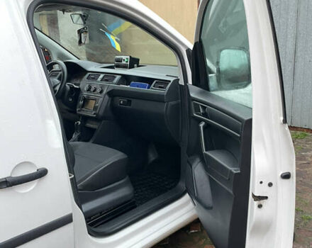 Белый Фольксваген Кадди, объемом двигателя 2 л и пробегом 290 тыс. км за 13500 $, фото 7 на Automoto.ua