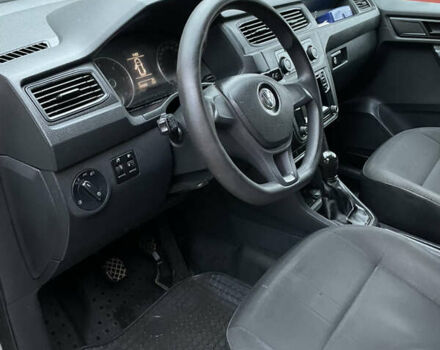 Белый Фольксваген Кадди, объемом двигателя 2 л и пробегом 290 тыс. км за 13500 $, фото 15 на Automoto.ua