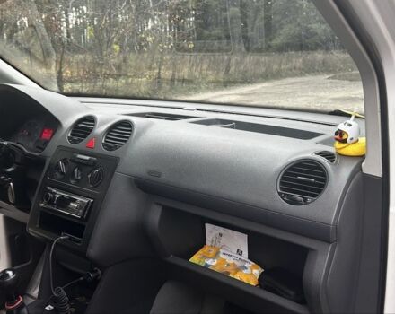 Фольксваген Кадді 2004 у Сумах на Automoto.ua Білий Фольксваген Кадді, об'ємом двигуна 2 л та пробігом 290 тис. км за 4600 $, фото 2 на Automoto.ua