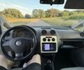 Белый Фольксваген Кадди, объемом двигателя 2 л и пробегом 400 тыс. км за 5447 $, фото 5 на Automoto.ua