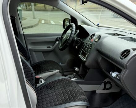 Белый Фольксваген Кадди, объемом двигателя 1.9 л и пробегом 300 тыс. км за 6500 $, фото 9 на Automoto.ua