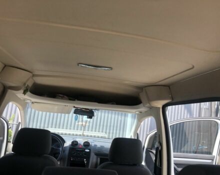 Белый Фольксваген Кадди, объемом двигателя 0 л и пробегом 358 тыс. км за 5800 $, фото 6 на Automoto.ua