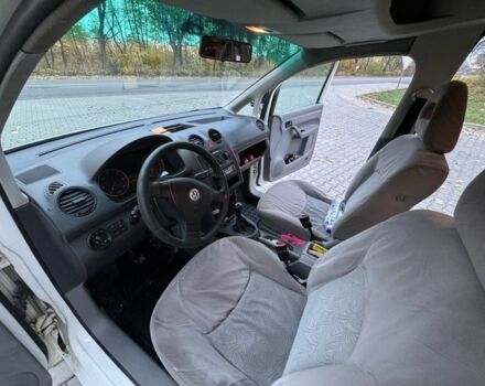 Білий Фольксваген Кадді, об'ємом двигуна 2 л та пробігом 462 тис. км за 5650 $, фото 4 на Automoto.ua