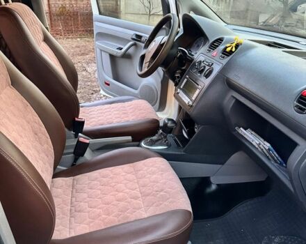 Білий Фольксваген Кадді, об'ємом двигуна 0 л та пробігом 360 тис. км за 6500 $, фото 6 на Automoto.ua