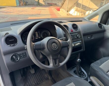 Белый Фольксваген Кадди, объемом двигателя 1.6 л и пробегом 190 тыс. км за 8700 $, фото 9 на Automoto.ua