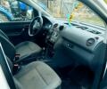 Білий Фольксваген Кадді, об'ємом двигуна 1.6 л та пробігом 208 тис. км за 8000 $, фото 2 на Automoto.ua