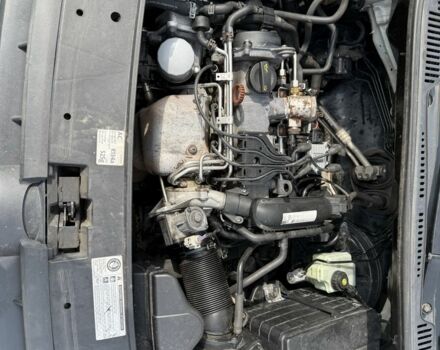 Белый Фольксваген Кадди, объемом двигателя 1.2 л и пробегом 146 тыс. км за 7300 $, фото 3 на Automoto.ua