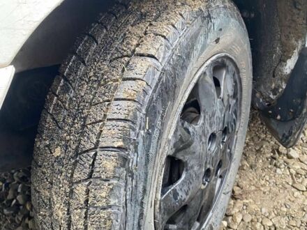 Белый Фольксваген Кадди, объемом двигателя 1.4 л и пробегом 165 тыс. км за 2200 $, фото 1 на Automoto.ua