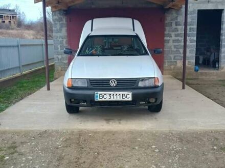 Белый Фольксваген Кадди, объемом двигателя 1.9 л и пробегом 236 тыс. км за 2700 $, фото 1 на Automoto.ua
