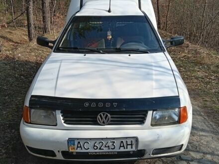 Белый Фольксваген Кадди, объемом двигателя 1.9 л и пробегом 177 тыс. км за 1650 $, фото 1 на Automoto.ua