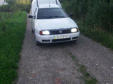 Белый Фольксваген Кадди, объемом двигателя 1.9 л и пробегом 140 тыс. км за 1400 $, фото 1 на Automoto.ua