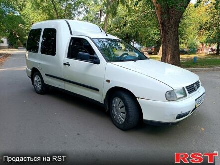 Белый Фольксваген Кадди, объемом двигателя 1.4 л и пробегом 260 тыс. км за 2450 $, фото 1 на Automoto.ua