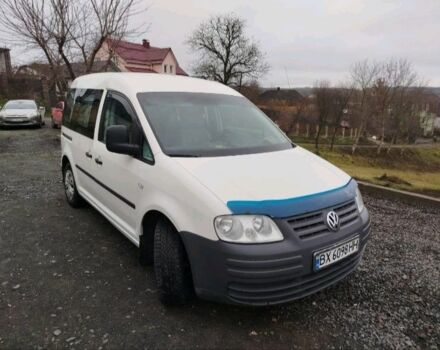Белый Фольксваген Кадди, объемом двигателя 2 л и пробегом 230 тыс. км за 5200 $, фото 1 на Automoto.ua